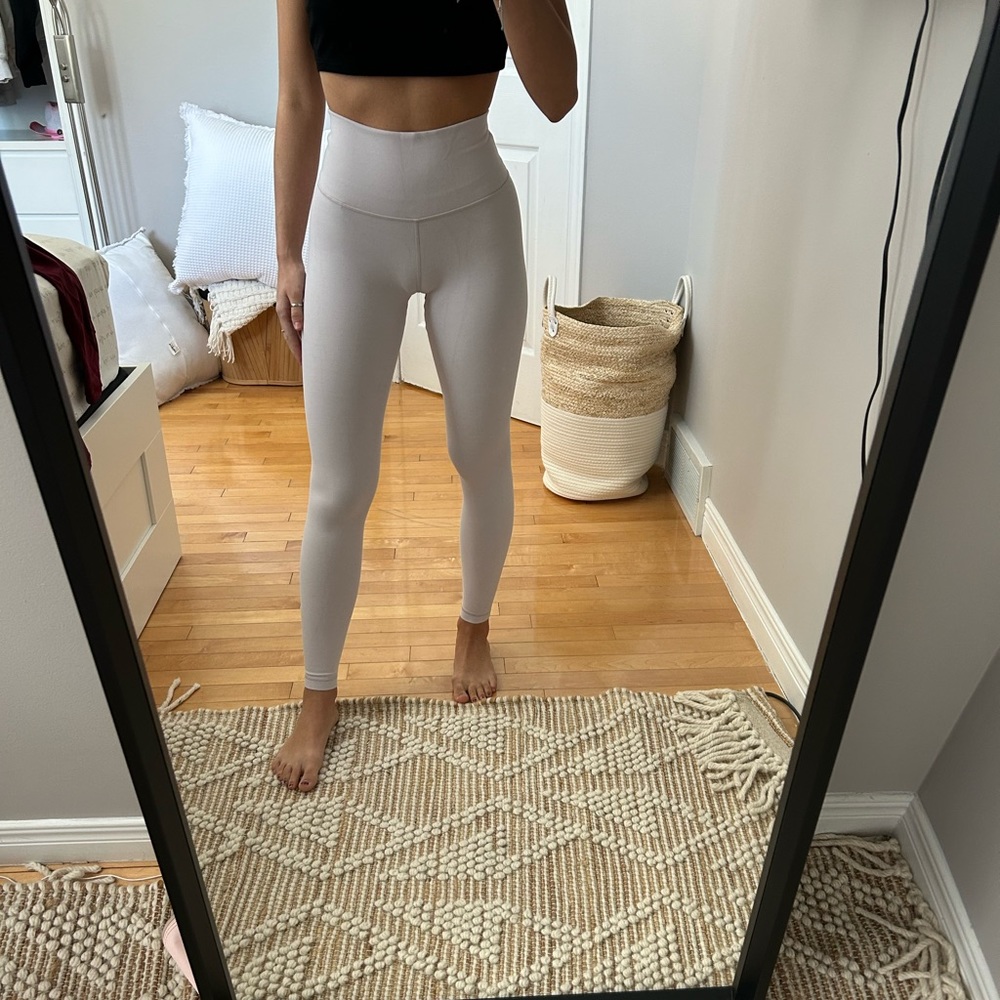 Aritzia Leggings